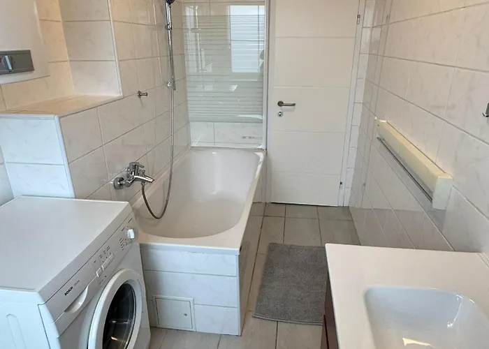 Snow 穆尔河畔布鲁克